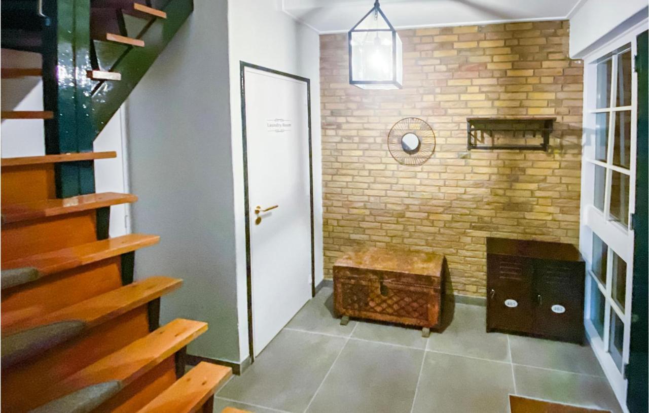 Cozy Apartment In Zoutelande With Wifi Экстерьер фото